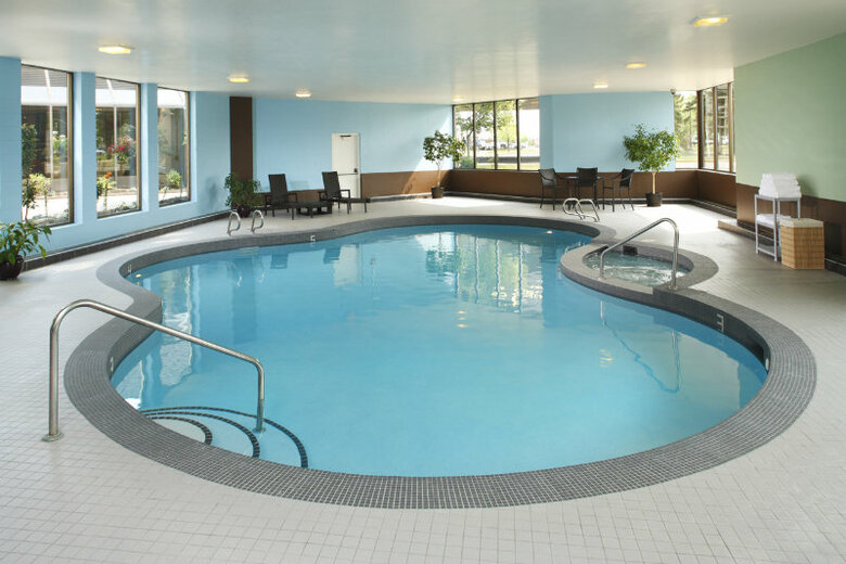 Coast Plaza Hotel And Conference Center