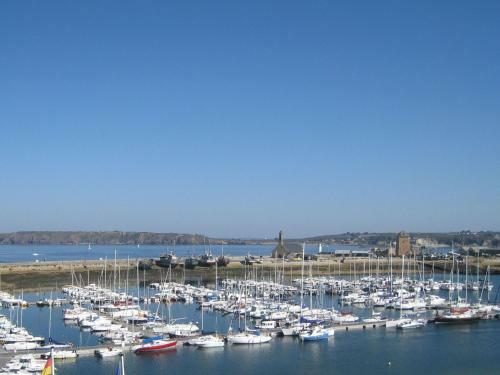 Apartamento Holiday Flat Camaret-sur-mer - Bre06111e-p