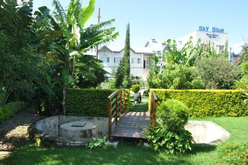 Hotel Sky Blue H�tel & Espace