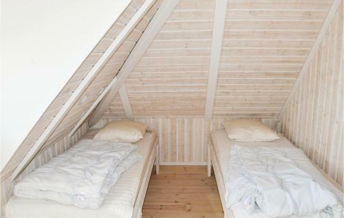 Holiday Home L�rkestien