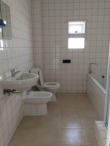 Apartamento Cozy & Spacious Family Home