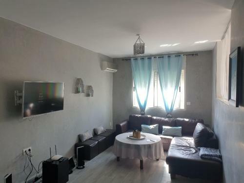 Apartamento Confort, Acc�s Piscines De La Marina, Clim, Wifi