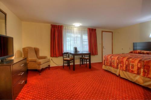 Motel Colonial Village Resort