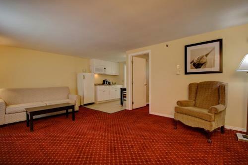 Motel Colonial Village Resort