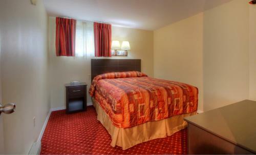 Motel Colonial Village Resort