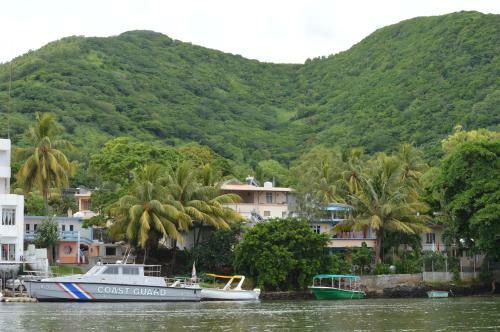 Riverside Holiday Home