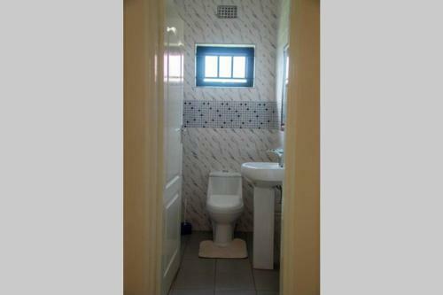 Modern & Secure Apartment In Area 43 Lilongwe - Self Catering