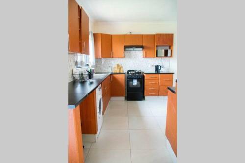 Modern & Secure Apartment In Area 43 Lilongwe - Self Catering