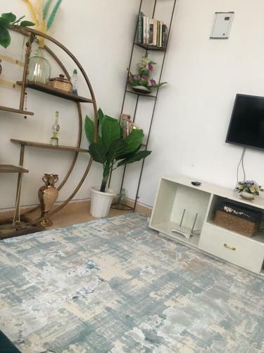 Oak Serviced Apartment