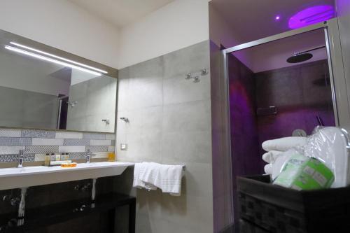 Hostal Riad - Comfort Rooms 3'''