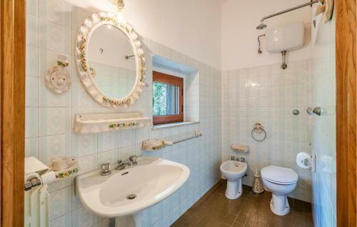 Nice Home In Saturnia With Wifi And 3 Bedrooms