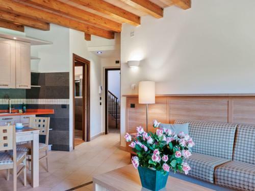 Valley-view Holiday Home In Scanno With Garden