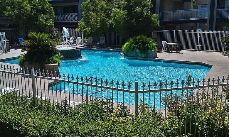 Aparthotel Manor Suites