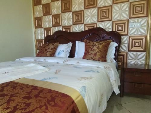 Hotel Golden House