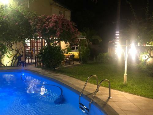 Villa Paille En Queue With Heated Pool Piscine Chauffee