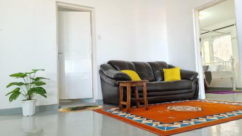 Jahazi Place - Beachfront Apartment