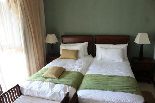 Eden Island Luxury Three Bedroom Apartment