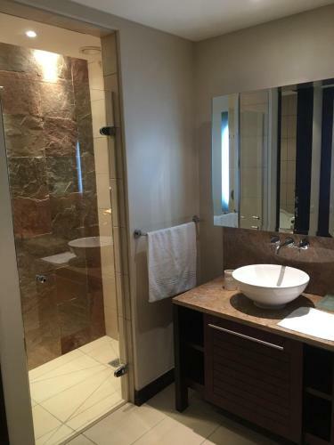 Eden Island Luxury Three Bedroom Apartment