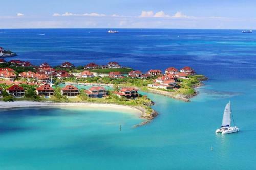 Apartamento Eden Island 3-bedroom Vacation Home