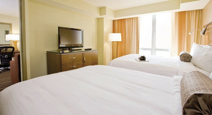 Hotel Chicago`s Essex Inn