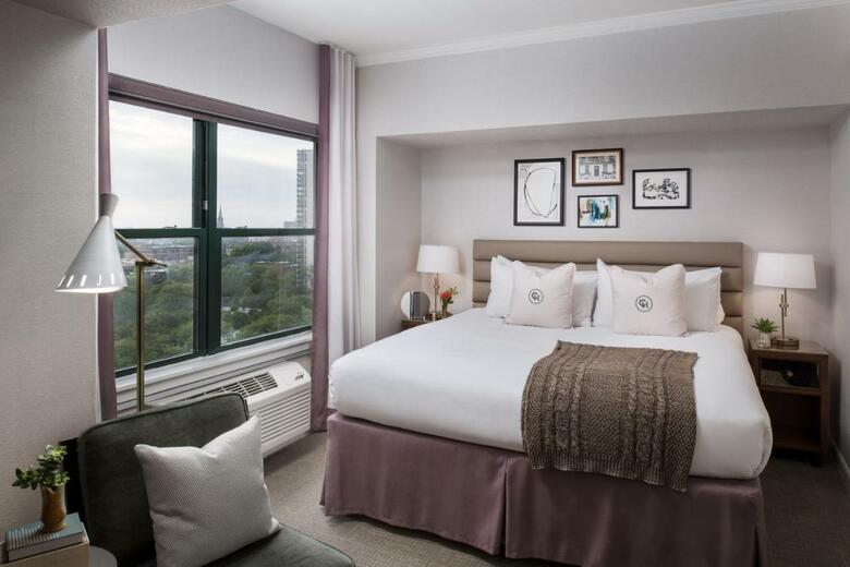 Hotel Indigo Chicago Downtown Gold Coast