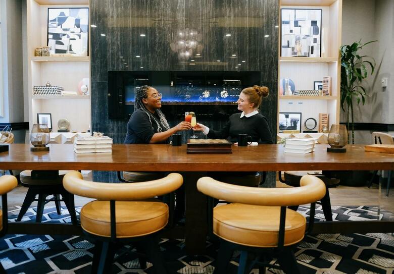 Hotel Indigo Chicago Downtown Gold Coast