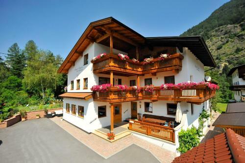 Hostal Haus Gisela
