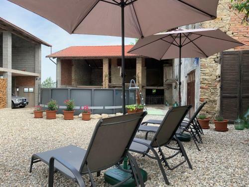 Villa Restructured House With View In The Hart Of Langhe