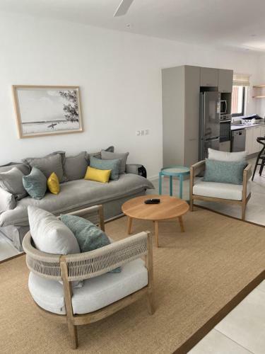 Eastern Blue Beachfront Luxury Apartment