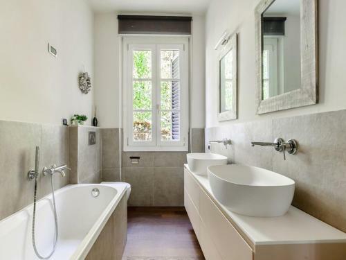Spacious Villa In Serravalle Pistoiese With A Swimming Pool