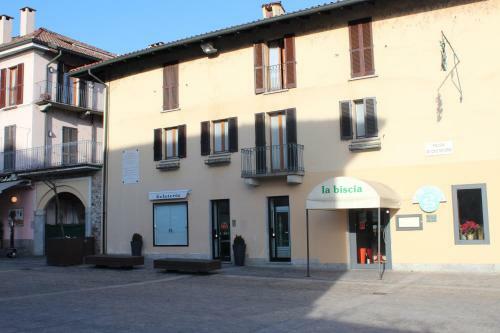 Apartamento Monolocale Nel Centro Storico Di Sesto Calende