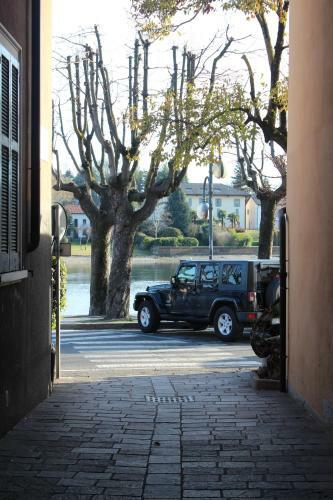Apartamento Monolocale Nel Centro Storico Di Sesto Calende