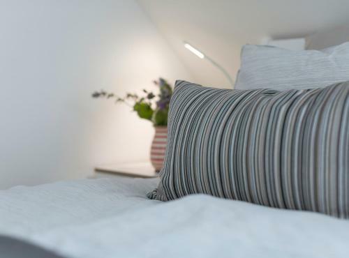 Sommavilla Apartments - Central Living