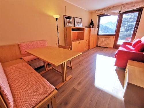Apartamento Hostdomus - Little Garden