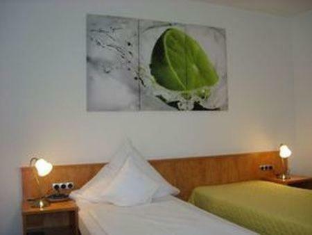 Hotel Crystal