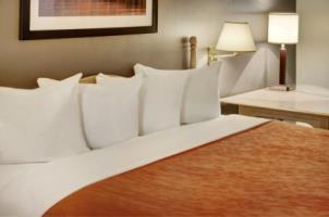Hotel Lakeview Inn & Suites - Thompson