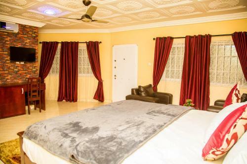 Vihills Hotel