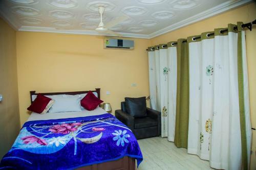 Vihills Hotel