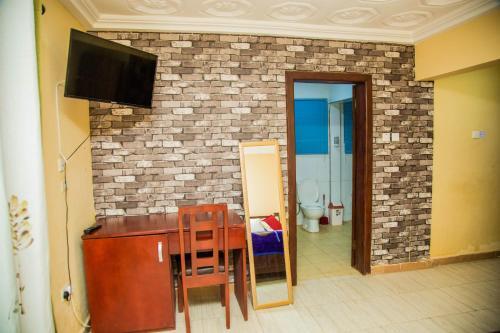 Vihills Hotel
