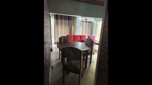 Hostal Room In Apartment - Puma Garden And Suites