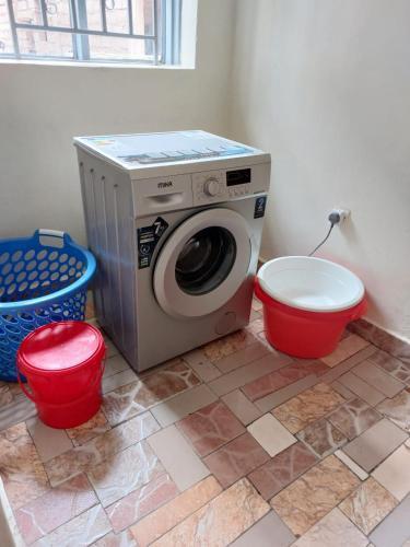 Apartamento Beautiful 4 Bedroom Home With Free Parking.