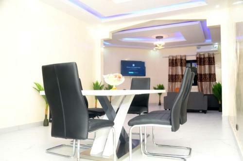 Apartamento Spacious Flat With 3 Queen Beds Near Dakar Center