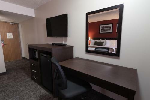 Hotel Best Canadian Motor Inns-lloydminster