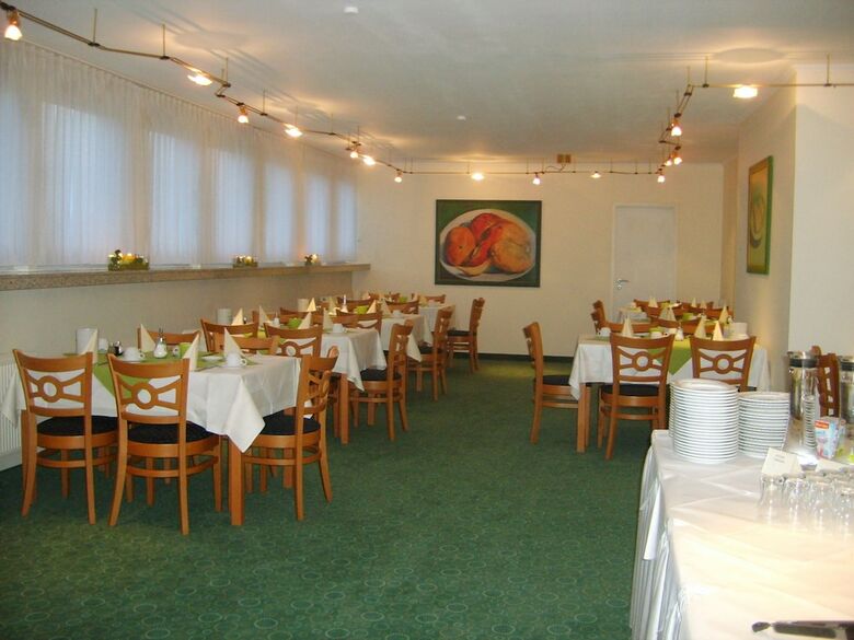 City Hotel Deutsches Haus