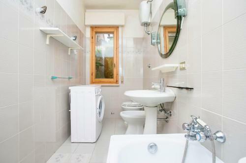 Apartamento S75 - Sirolo, Bilocale Con Giardino In Centro
