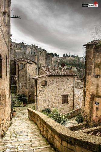 Bed & Breakfast Rasna Heart Guest House