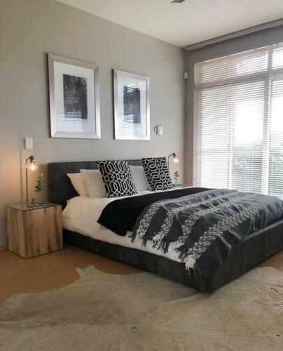 Oceanfront Apartment Overlooking The Atlantic