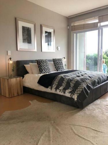 Oceanfront Apartment Overlooking The Atlantic