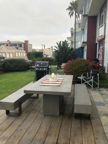 Oceanfront Apartment Overlooking The Atlantic