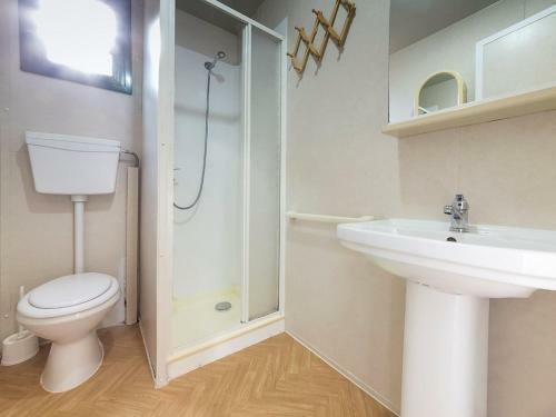 Inviting Mobile Home In Sorso With Garden